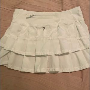 Ivivva by Lululemon size 10 white tennis skirt